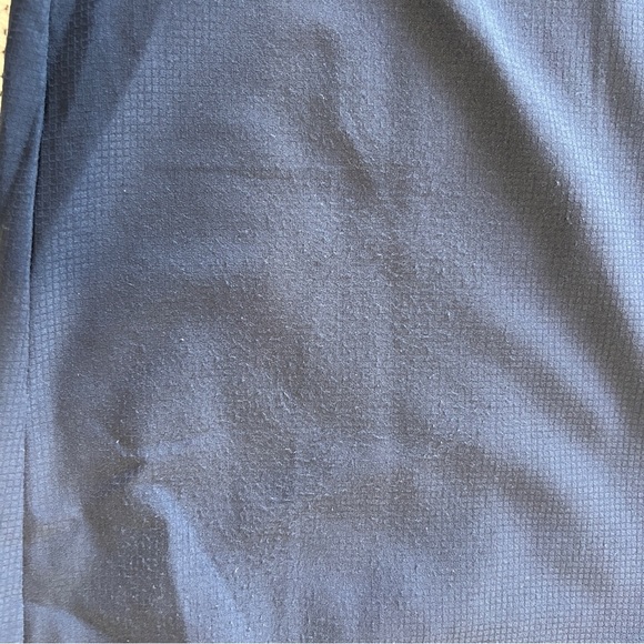 Travis Matthew Men's Size 34 Golf Pants Navy lightweight performance office READ - Picture 9 of 10